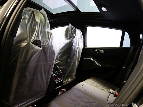 Used 2026 BMW X6 xDrive40i w/ Climate Comfort Package image 25