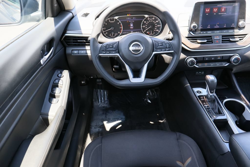 Used 2024 Nissan Altima 2.5 SV FWD image 22