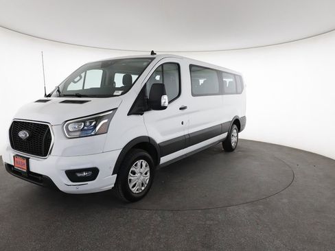 Used 2023 Ford Transit 350 XLT image 5