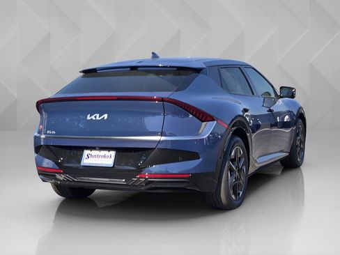 New 2025 Kia EV6 Wind image 4