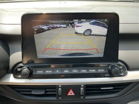 Used 2020 Kia Forte LXS FWD image 34