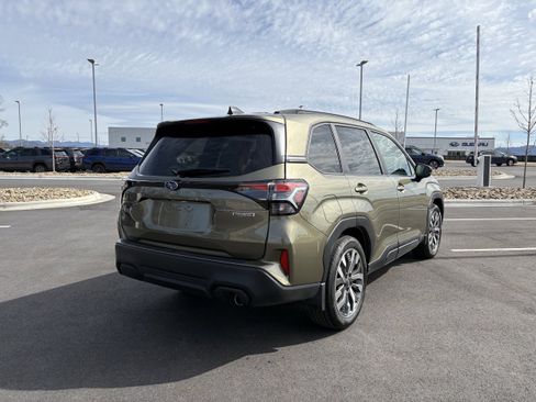 Certified 2025 Subaru Forester Touring w/ Protection Package image 9