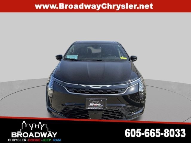 New 2027 Chrysler Pacifica Select FWD image 2