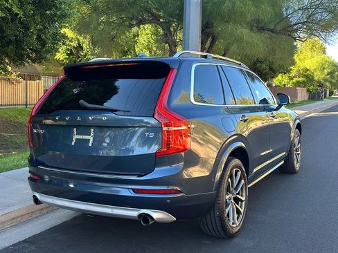 Used 2018 Volvo XC90 T5 Momentum w/ Convenience Package image 8