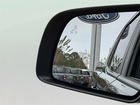 Certified 2023 Ford Ranger Lariat w/ Technology Package image 33