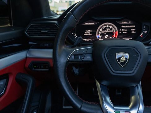 Used 2019 Lamborghini Urus image 46