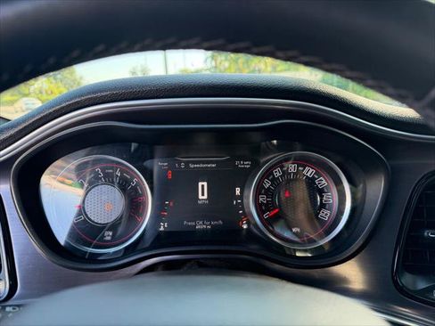 Used 2017 Dodge Challenger R/T w/ Driver Convenience Group RWD image 26