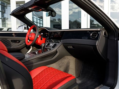 New 2025 Bentley Continental GT Speed image 35