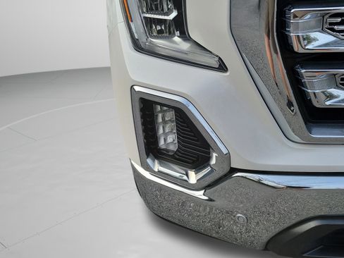 Used 2020 GMC Sierra 1500 SLT w/ SLT Premium Plus Package image 27
