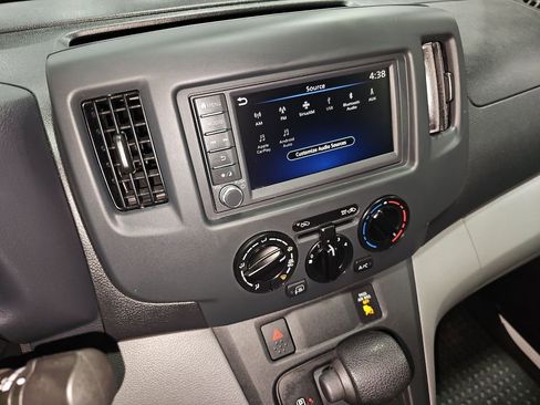 Used 2021 Nissan NV200 SV image 34