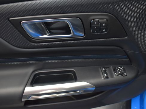 Used 2024 Ford Mustang GT Premium image 12