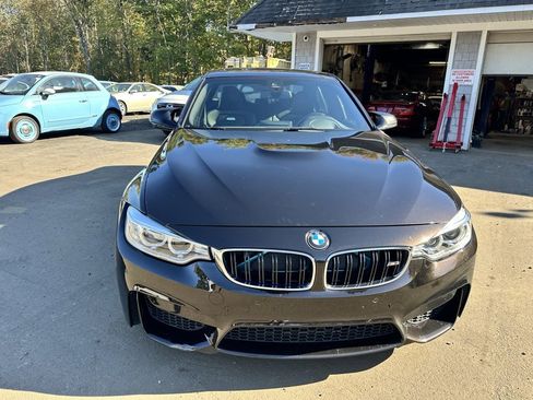 Used 2015 BMW M3 image 3