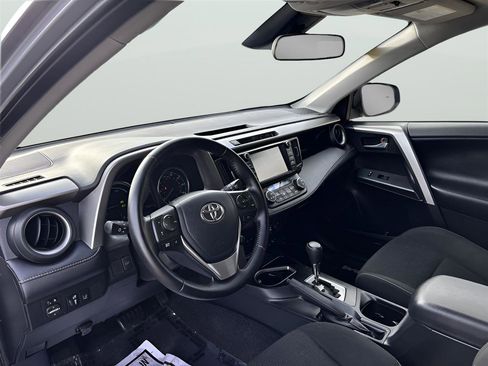 Used 2017 Toyota RAV4 XLE w/ Protection Package image 11