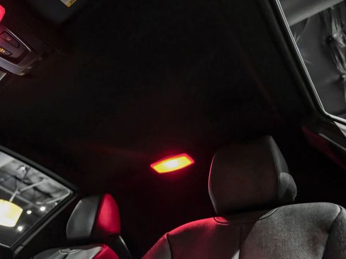 Used 2017 BMW 230i Coupe image 25