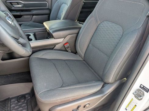 Used 2025 RAM 1500 Big Horn AWD/4WD image 29