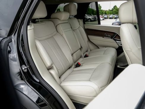 Used 2024 Land Rover Range Rover SE AWD/4WD image 44