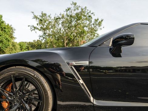 Used 2010 Nissan GT-R Premium AWD/4WD image 72