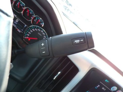 Used 2017 GMC Sierra 1500 SLE w/ SLE Value Package image 18