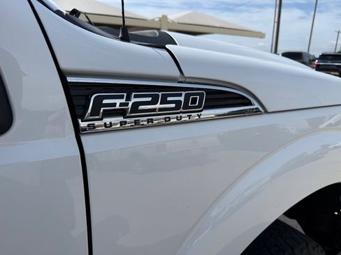 Used 2016 Ford F250 XLT w/ FX4 Off-Road Package AWD/4WD image 10