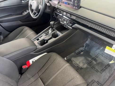 Used 2024 Honda Accord Sport image 28