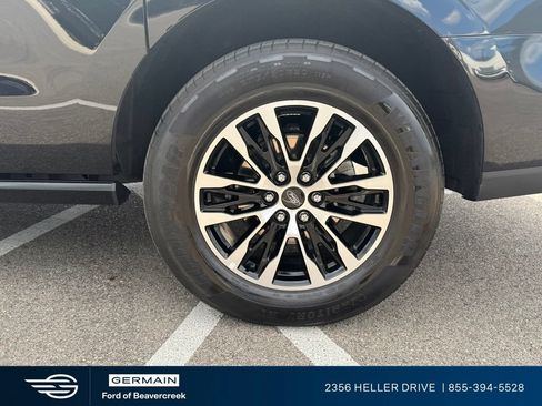 Used 2025 Ford Expedition Max Platinum AWD/4WD image 11