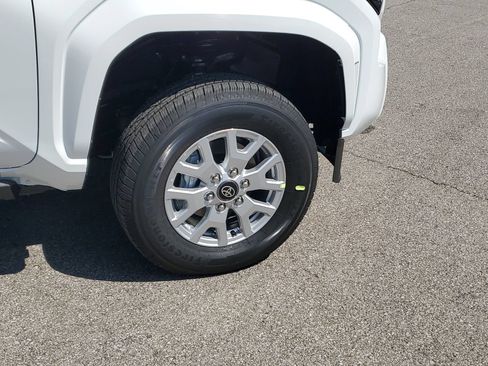 New 2026 Toyota Tacoma SR AWD/4WD image 6