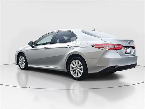 Certified 2020 Toyota Camry LE image 7