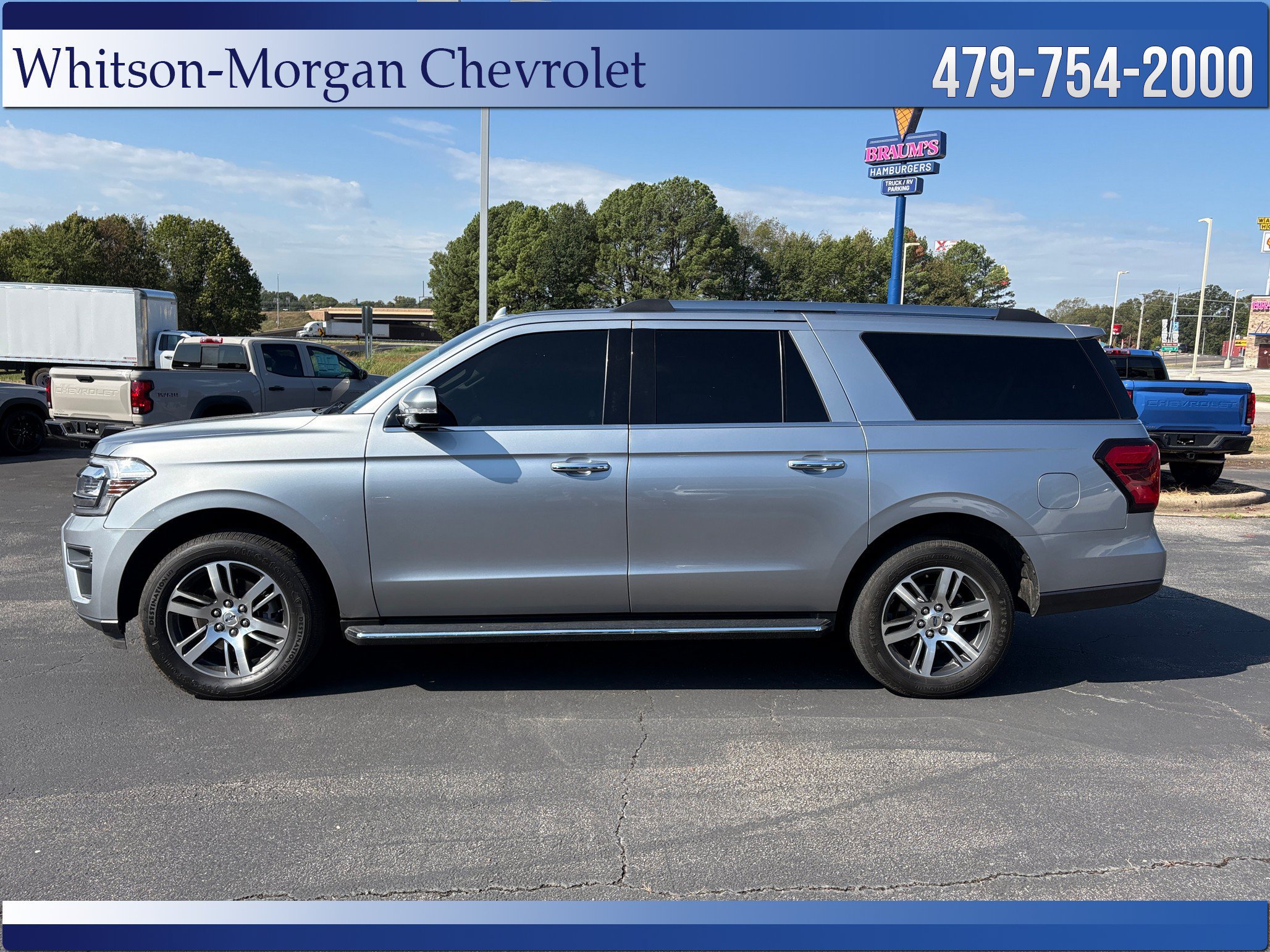 Used 2023 Ford Expedition Max Limited AWD/4WD image 2