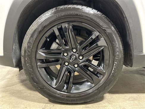 Certified 2026 Chevrolet Trax ACTIV w/ Sunroof Package image 27