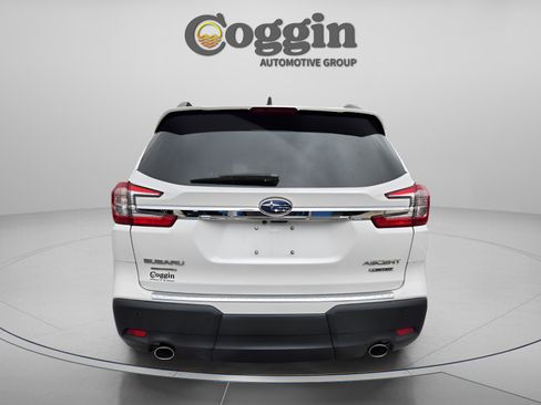 Used 2023 Subaru Ascent Limited w/ Technology Package AWD/4WD image 4