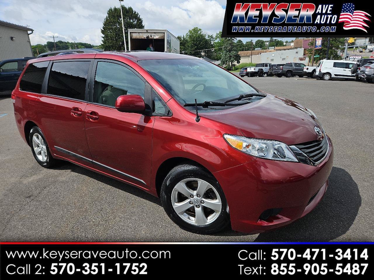 Used 2011 Toyota Sienna LE FWD image 1