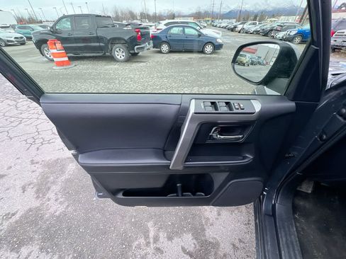 Used 2024 Toyota 4Runner SR5 image 13