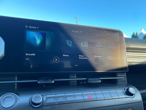 Used 2025 Hyundai Kona SEL image 21