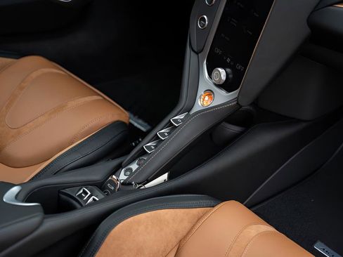 New 2027 McLaren 750S Spider RWD image 47