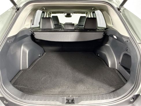 Certified 2022 Toyota RAV4 XLE Premium AWD/4WD image 37