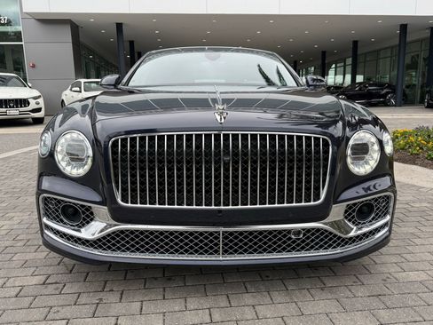 Used 2021 Bentley Flying Spur V8 image 8