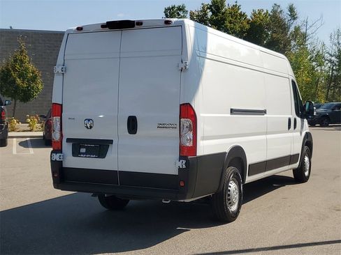 Used 2025 RAM ProMaster 3500 w/ Safety Group image 4