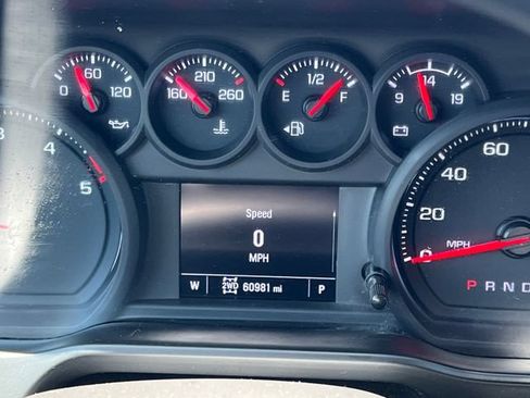 Used 2025 Chevrolet Silverado 3500 W/T AWD/4WD image 16
