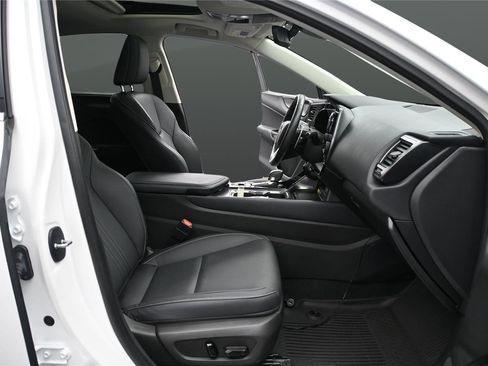 Used 2025 Lexus NX 250 AWD w/ Accessory Package (2T) image 17