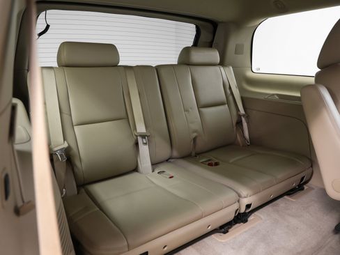 Used 2013 GMC Yukon Denali image 24