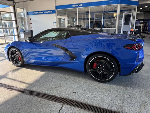 Used 2023 Chevrolet Corvette Stingray Preferred Conv w/ 2LT RWD image 5