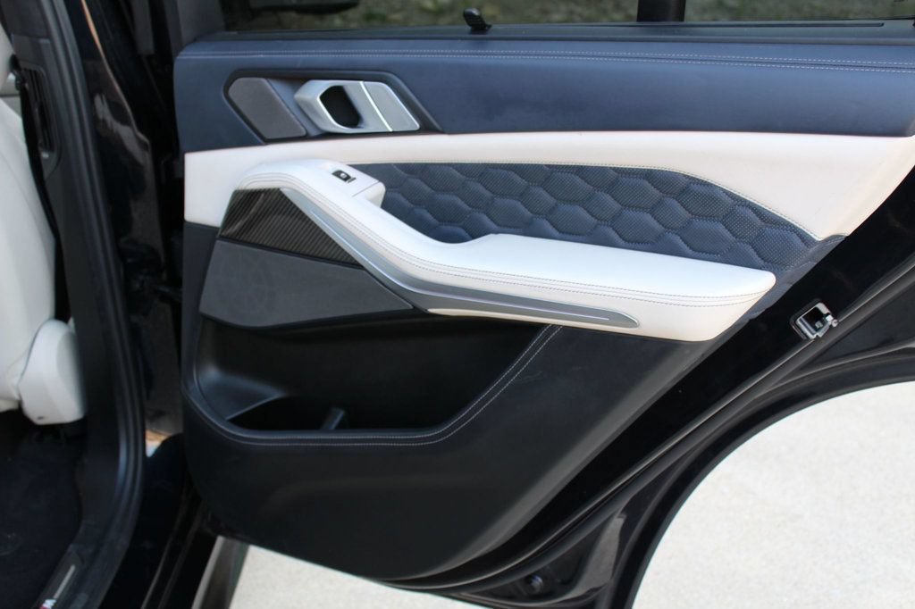 Used 2021 BMW X5 M w/ Competition Package AWD/4WD image 38