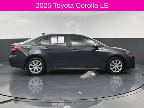 Used 2025 Toyota Corolla LE FWD image 4