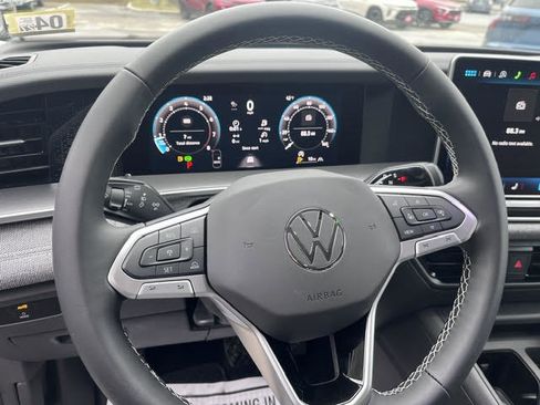 New 2026 Volkswagen Tiguan S AWD/4WD image 9