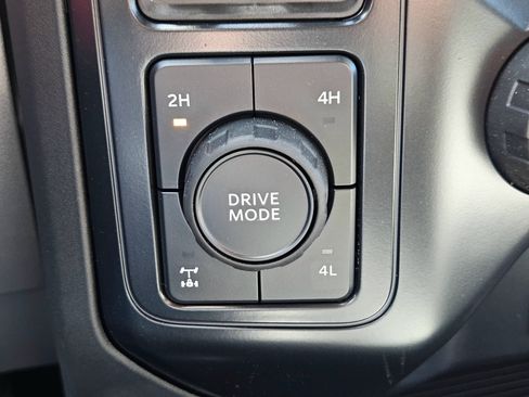 New 2025 Ford F350 XLT AWD/4WD image 38