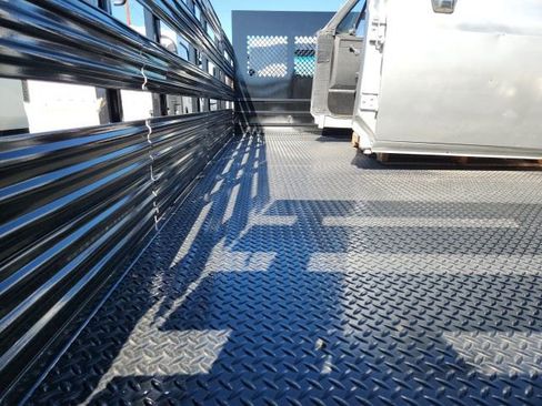 New 2025 Isuzu NPR image 4