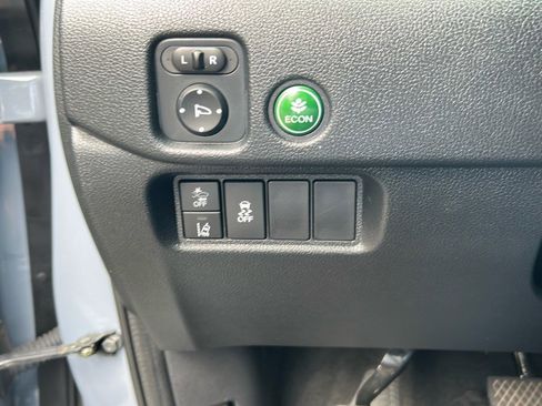 Used 2022 Honda Pilot TrailSport image 19