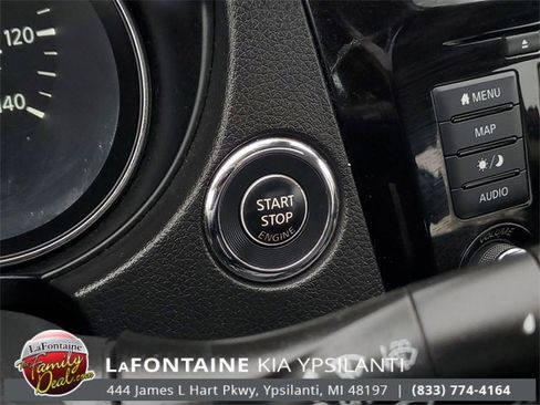 Used 2021 Nissan Rogue Sport SL w/ Premium Package image 21