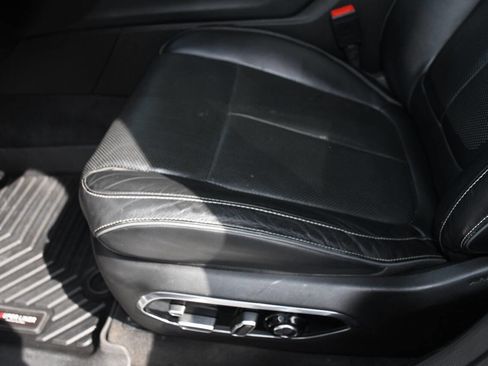 Used 2021 Jeep Grand Cherokee L Overland w/ Luxury Tech Group IV image 13