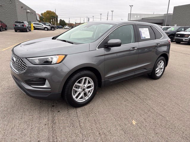 Used 2024 Ford Edge SEL AWD/4WD image 16